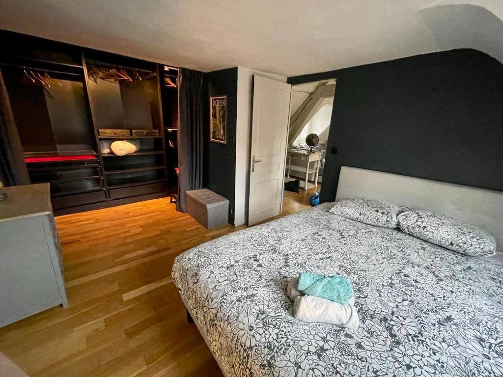 Sous Les Clochers De Rouen - Spacieux Logement Exteriér fotografie